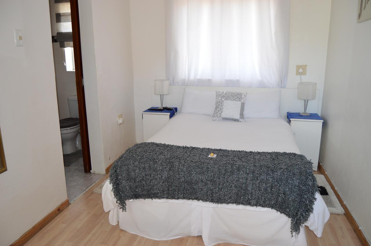 Villelodge Accommodation Lüderitz Extérieur photo